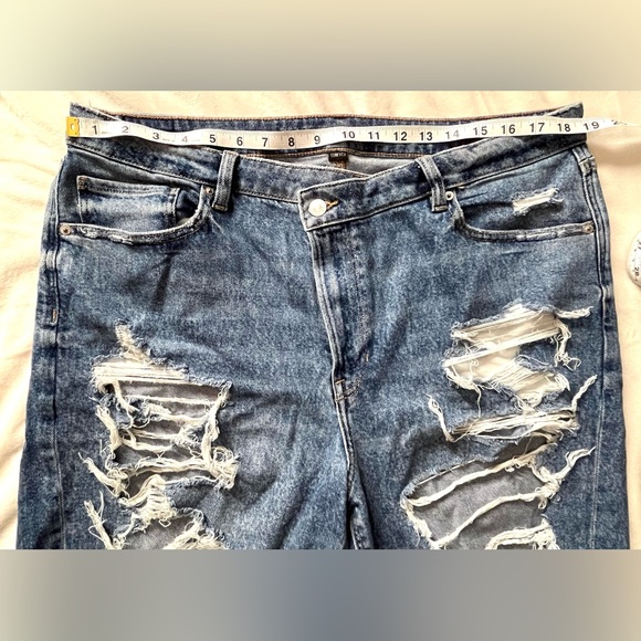 American Eagle Distressed Stretch Blue Women's Comfy Jeans Size 18 Short - Picture 5 of 16